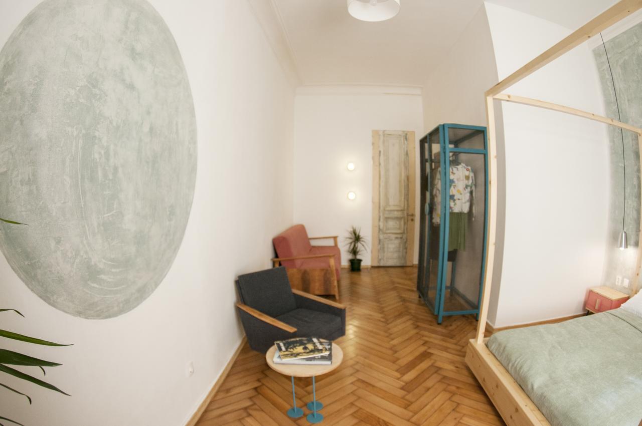 Hôtel Black Tomato Tbilissi Extérieur photo